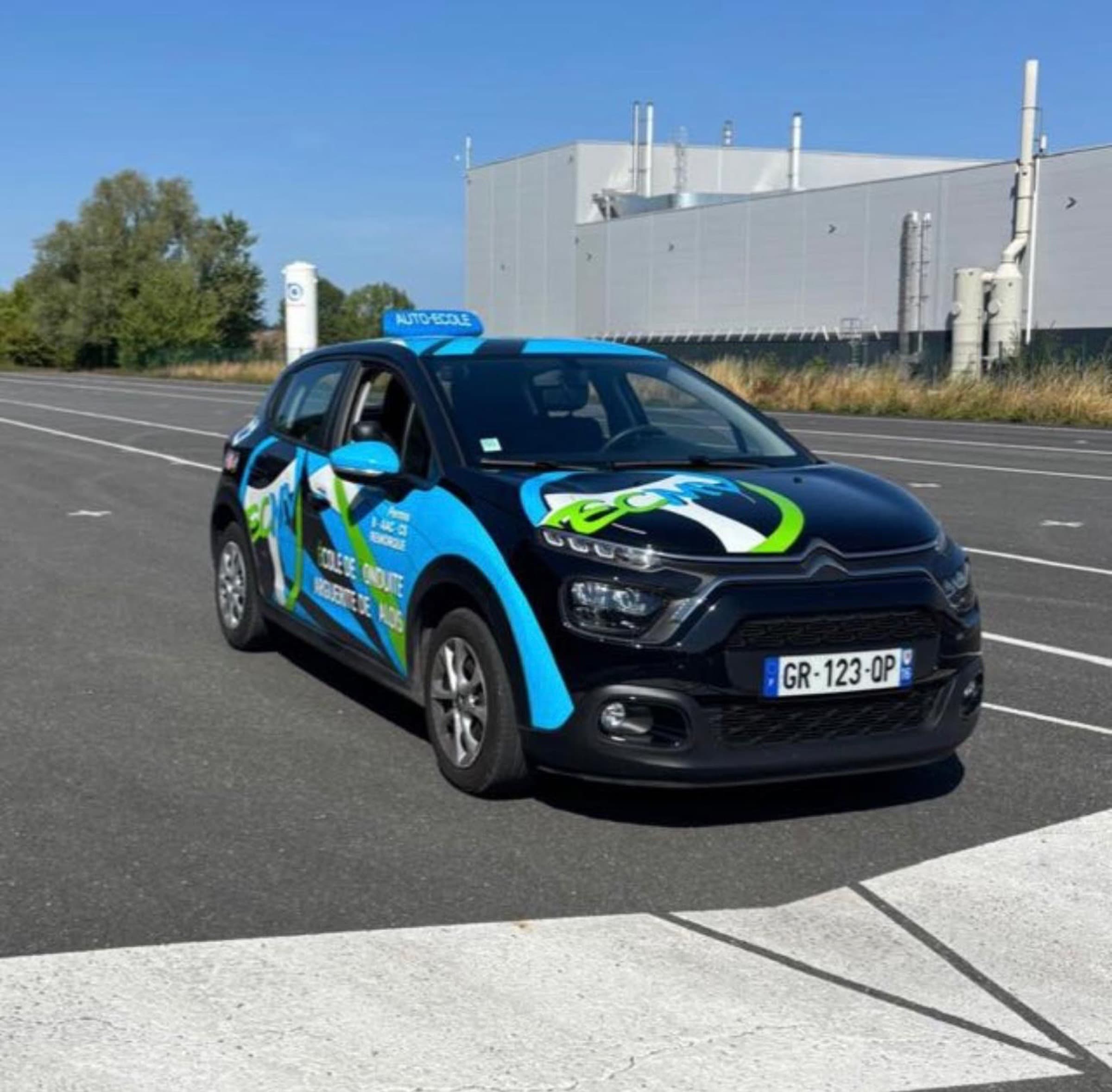 Voiture ECMV à Angoulême